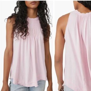 NWT Free People We The Free Go To Town Tank in pink. Size Medium.